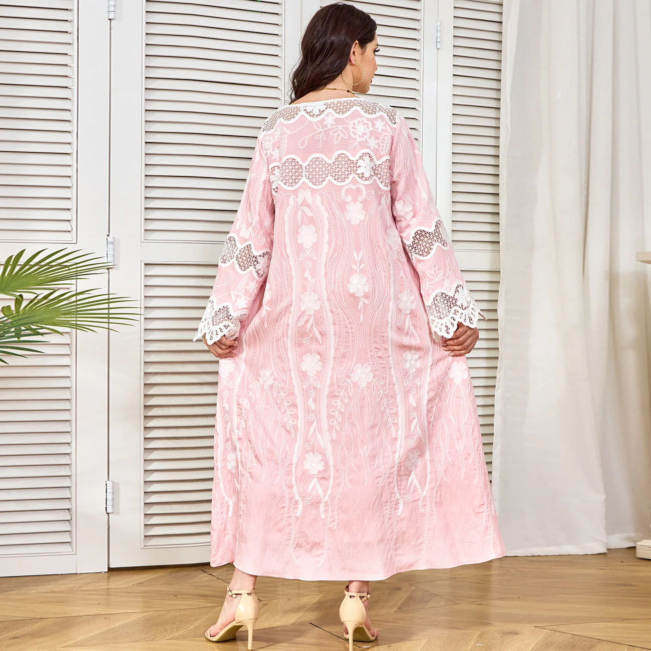 Sweet Floral Embroidered Party Dubai Abaya Dress for Women, Moroccan Arabian Traditional Jalabiya Kaftan, Ramadan Islam Clothing