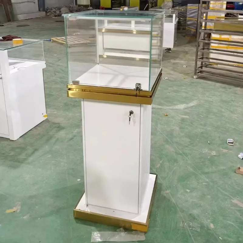 Luxury Jewelry Display Furniture Gold Ring Stand for Store Layout Design for Jewellery Shops and Exhibitions