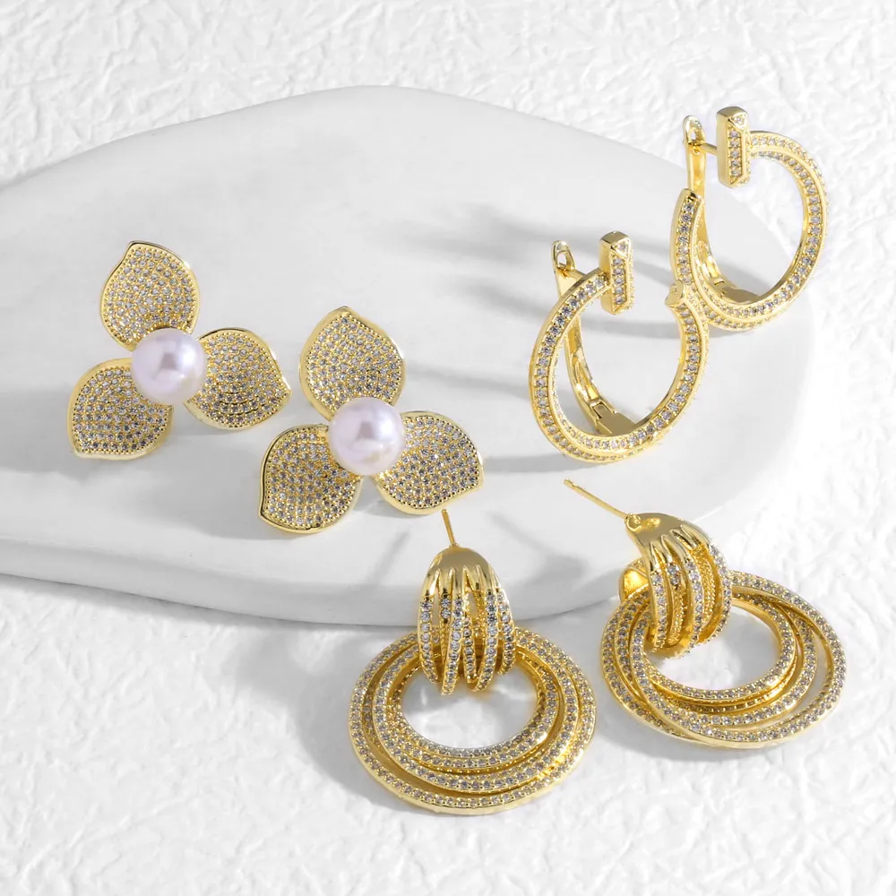 FLOLA كامل كريستال دائرة الأطواق استرخى أقراط للنساء مطلية بالذهب زهرة أقراط بيان مجوهرات هدايا ersr76