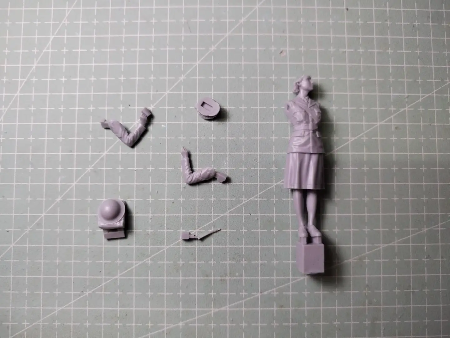 1/35  Resin Model Figure GK，German soldier  , Unassembled and unpainted kit