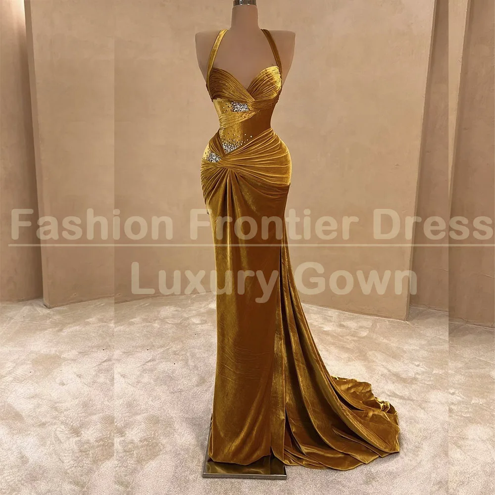 

Chic Halter Velvet Evening Dresses Pleat Crystal Sleeveless Chapel Train Mermaid Elegant Women Special Event Prom Dress Vestidos