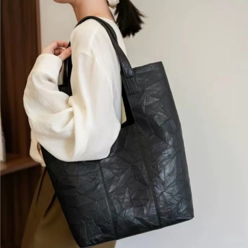 

Retro Wrinkle Texture Tote Bag Women Black Large Capacity Waxed Leather Handbag Ladies Fashion High End Daily Underarm Bags 2025
