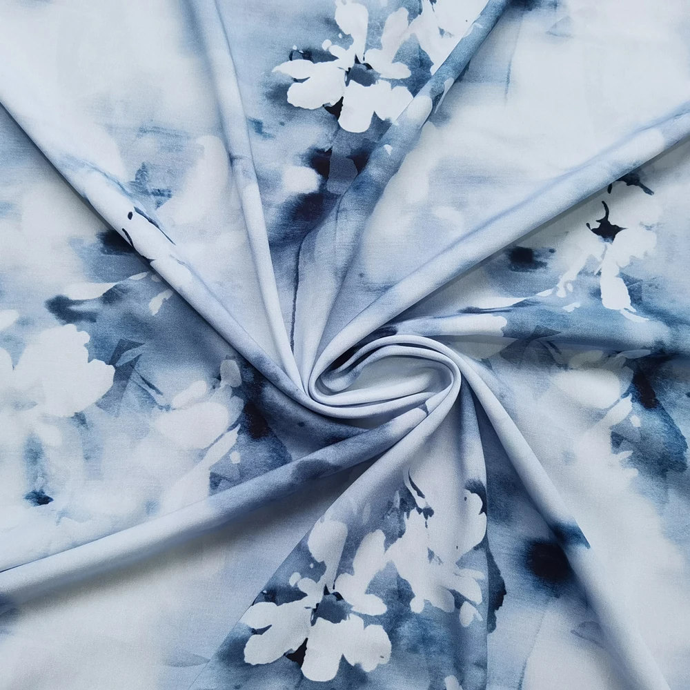 

Вискозная вискозная ткань с цветочным принтом 50 см * 140 см, мягкая легкая сине-серая ткань для летнего платья, простыни, лоскутное стегание