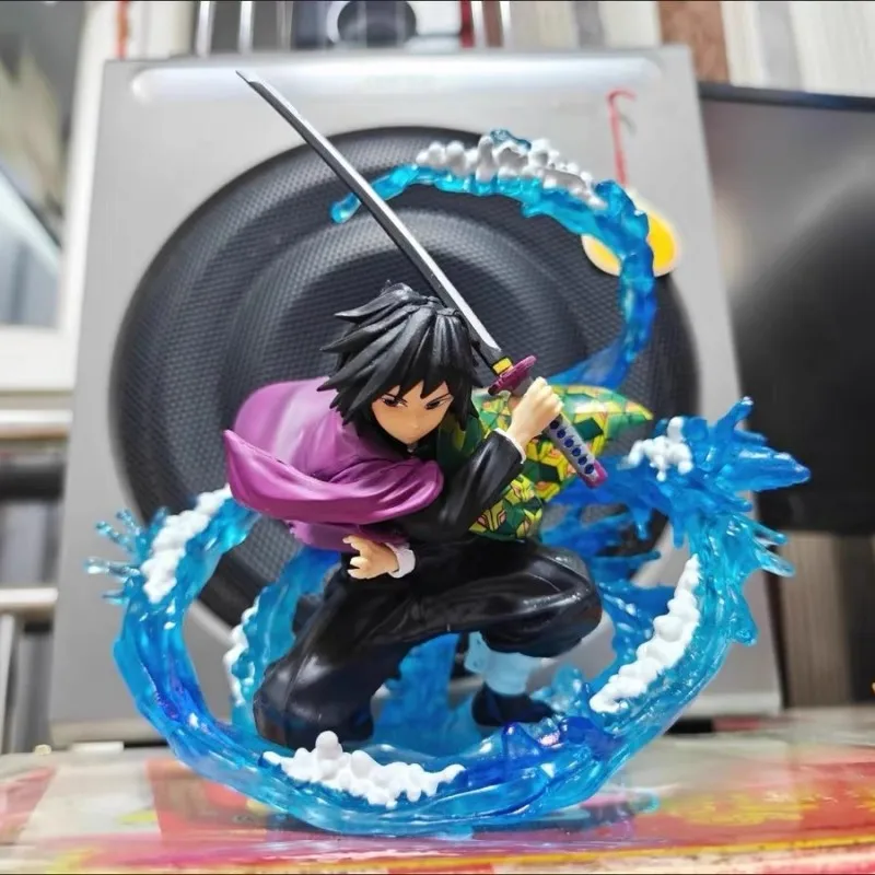 Heißer 17cm Dämon Slayer Null Tomioka Giyuu Anime Action Figure Pvc Sammlung Modell Spielzeug Desktop Ornament Modell Spielzeug