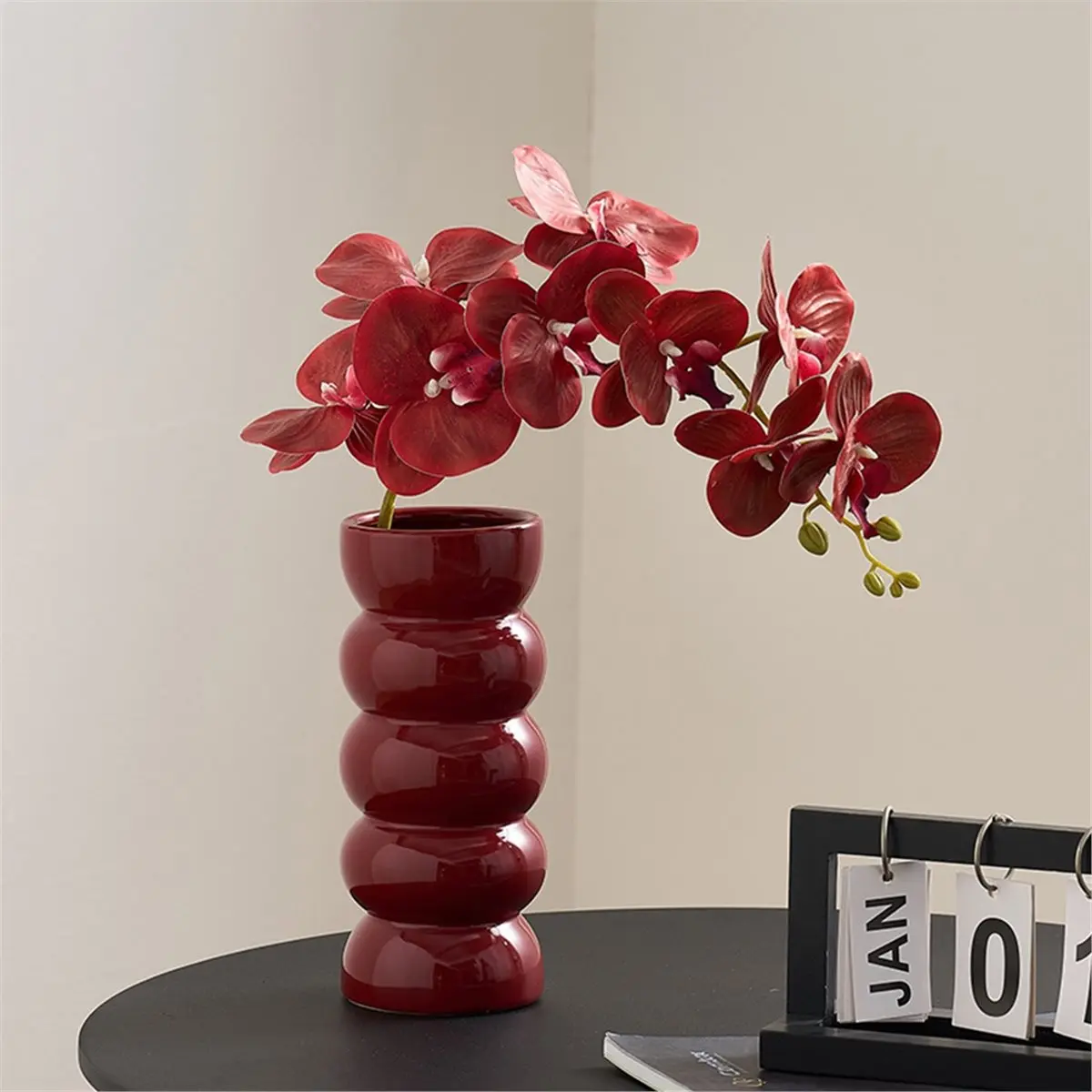 

2026 NEW Elegant Red Ceramic Vase for Home and Office Decor, Ideal for Weddings and Hotels