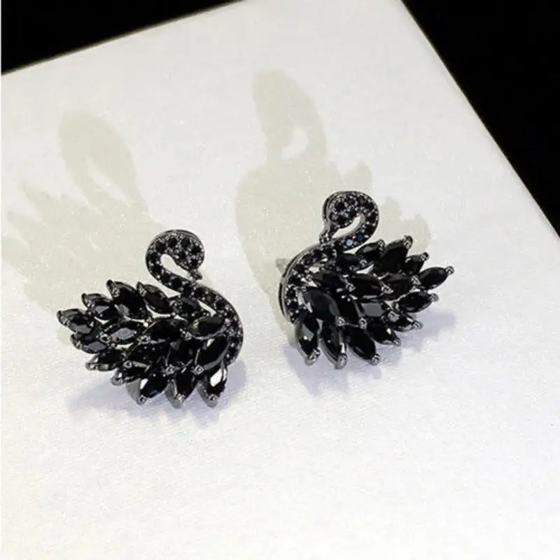 Elegant Rhinestone Black Swan Earrings For Women Korean Fashion Zircon Swan Bird Animal Earrings Lady Party Jewelry Girls Gifts