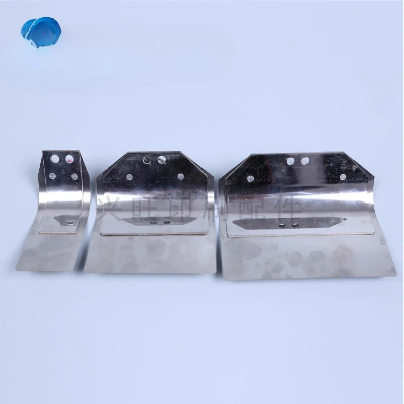 KOMORI 426 および 428 印刷機アクセサリ用 紙押えアセンブリ