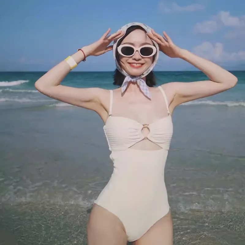 

Women's Retro Ins One-Piece Swimsuit e Cover-Up Slimming Belly Concer Small Chest Sweet Cute Hot Spring Bathing Suit