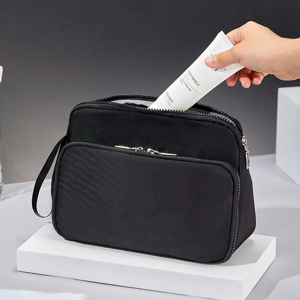 

Double-layer Toiletry Bag for Men Waterproof Large Capacity Travel Toiletry Organizer Dry Wet Separation Washbag