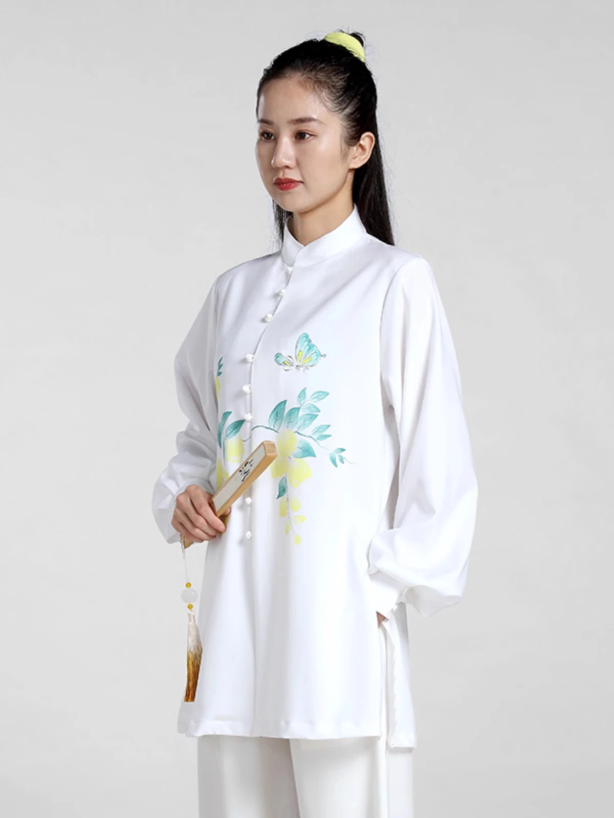 

Women's Elegant Martial Arts Clothes Tai Chi Uniform Kung Fu Performance and Competition Costume Traditional Chinese Style White