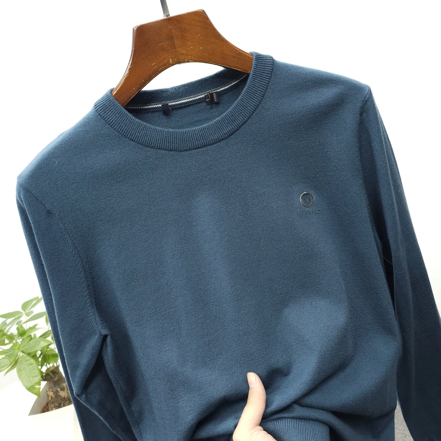 

Soft Skin-Friendly Men's Knitted Sweater round Ne Casual Base Layer Autumn Winter Faion Ci Sle Warm Long Sve Top