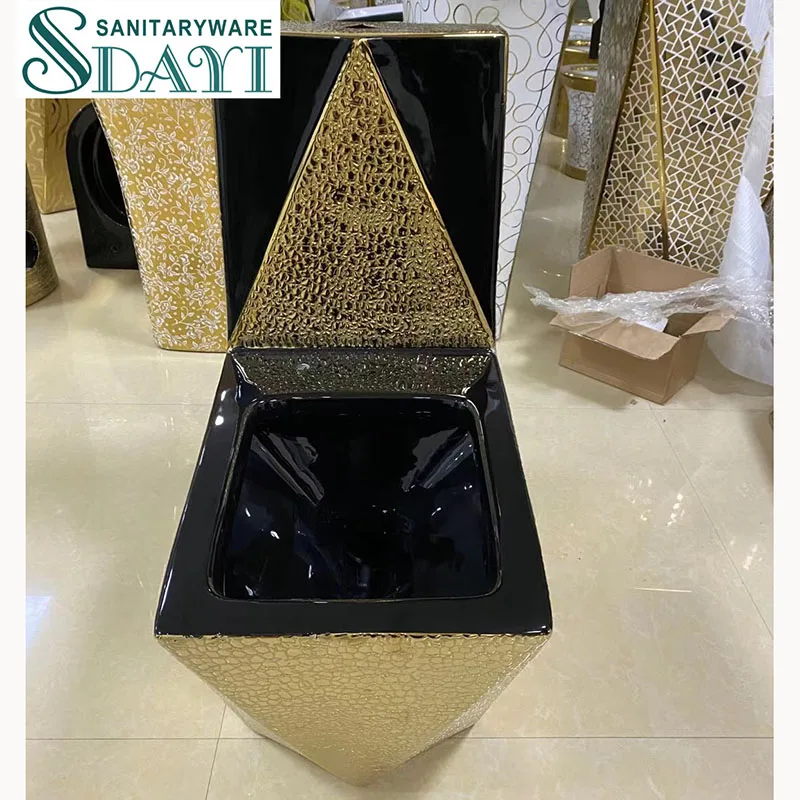 SDAYI Royal Luxury Sanitary Ware Gold Plated Toilet Commode Ceramic Water Closet One Piece Diamond Golden Electroplated Toilet