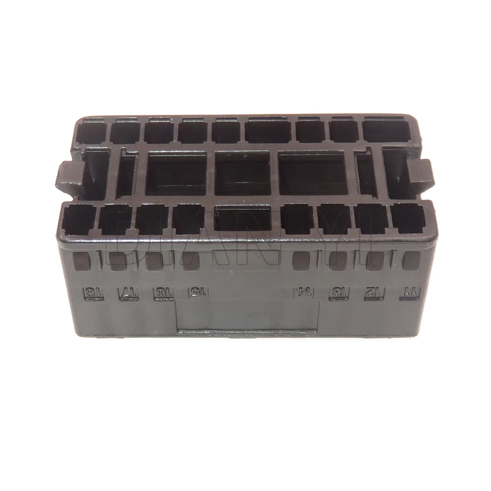 1 Juego de conectores sin sellado de Cable automático de 17 vías con enchufe compuesto de faro de coche 1J0972999 para VW