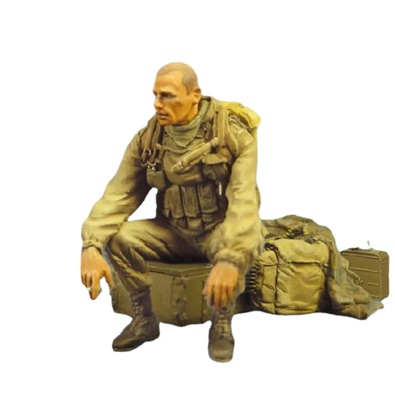 Miniature Toy 1/35 Resin Soldier Model Kit GRU Special Forces Soldier with Supply GK Diorama Unassembled and Unpainted DIY