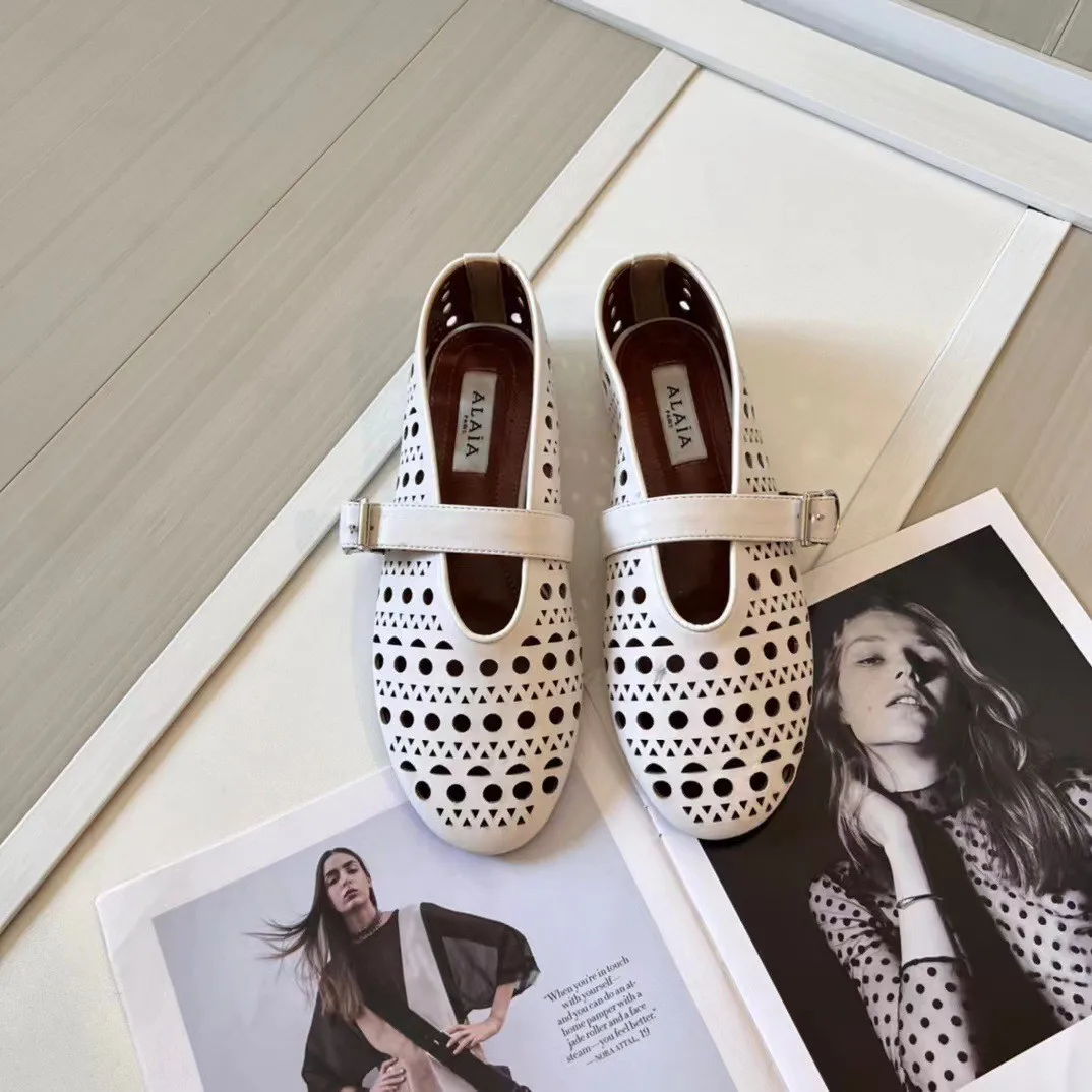 Ins Top Blogger Favorite Fishnet Leather Flat Mules French High-end Elegant Pointed-Toe T-Strap Mary Jane Ballet Shoes Luxury Breathable Summer Sandals