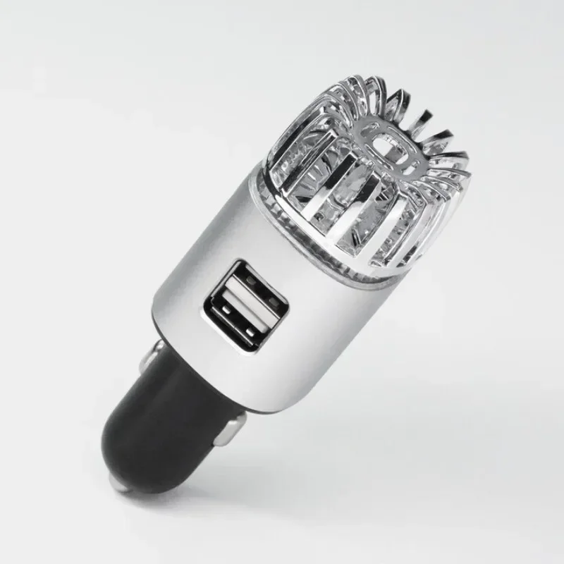 Car air purifier USB removes formaldehyde in the car to eliminate odor Car oxygen bar PM2.5 negative ion ozone, silver