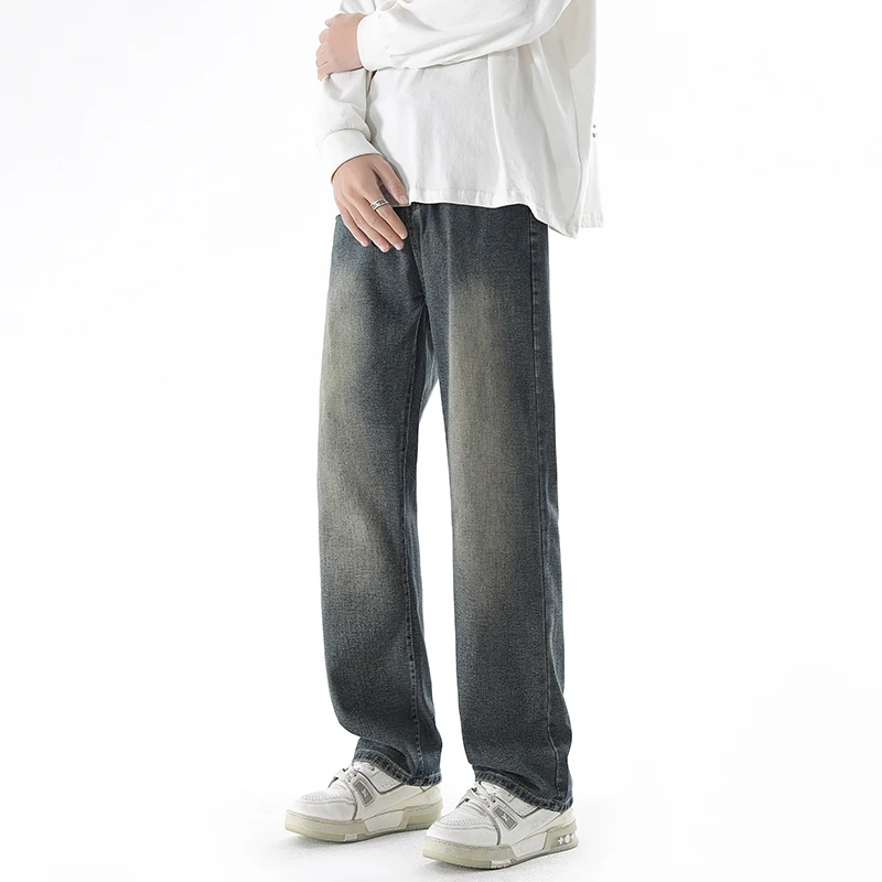 New spring vintage jeans and casual pantsNew spring vintage jeans and casual pants