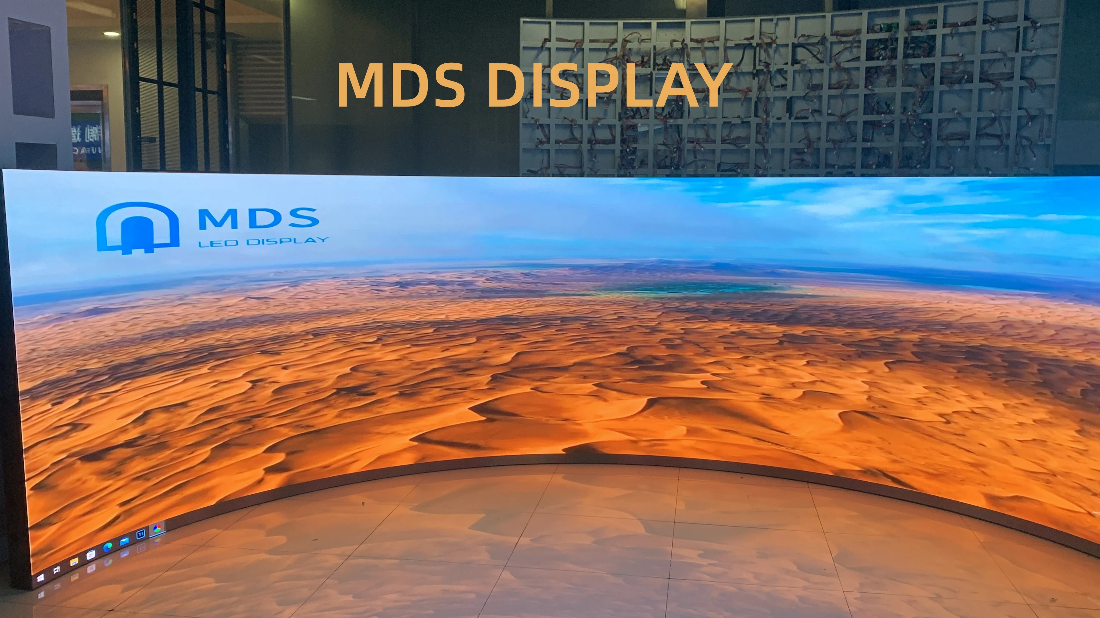 Full Color Big LED Wall Studio Curved LED Panel Indoor GOB Flexible LED Display Screen