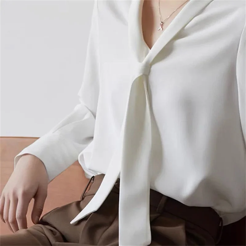 Women Spring Summer Style Blouses Shirts Lady Casual Long Sleeve Bow Tie Collar White Color Blouses Shirts