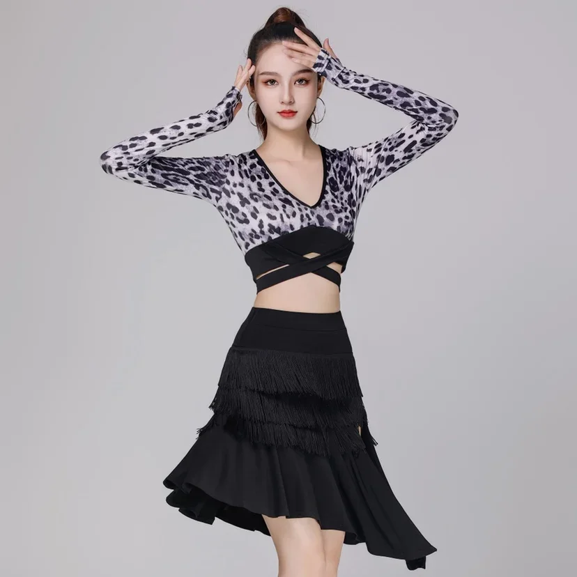 Vrouwelijke Volwassen Latin Dans Rok Meerlagige Zwarte Kwast Jurk Rumba Samba Latin Professionele Dans Training Jurk Franje Rok