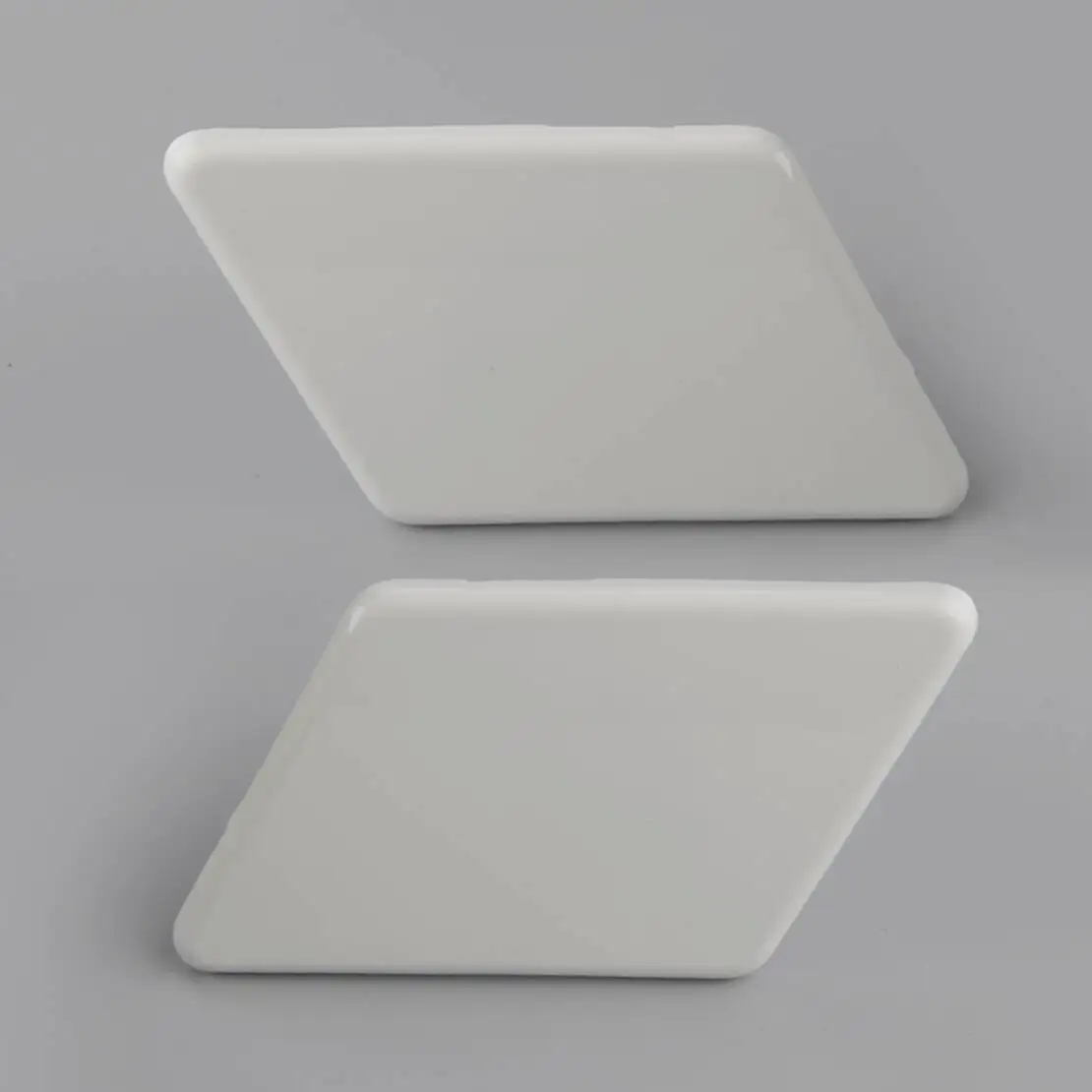 

61677211209 61677211210 Белые крышки форсунок омывателя фар (левая и правая) для BMW 323I 335D