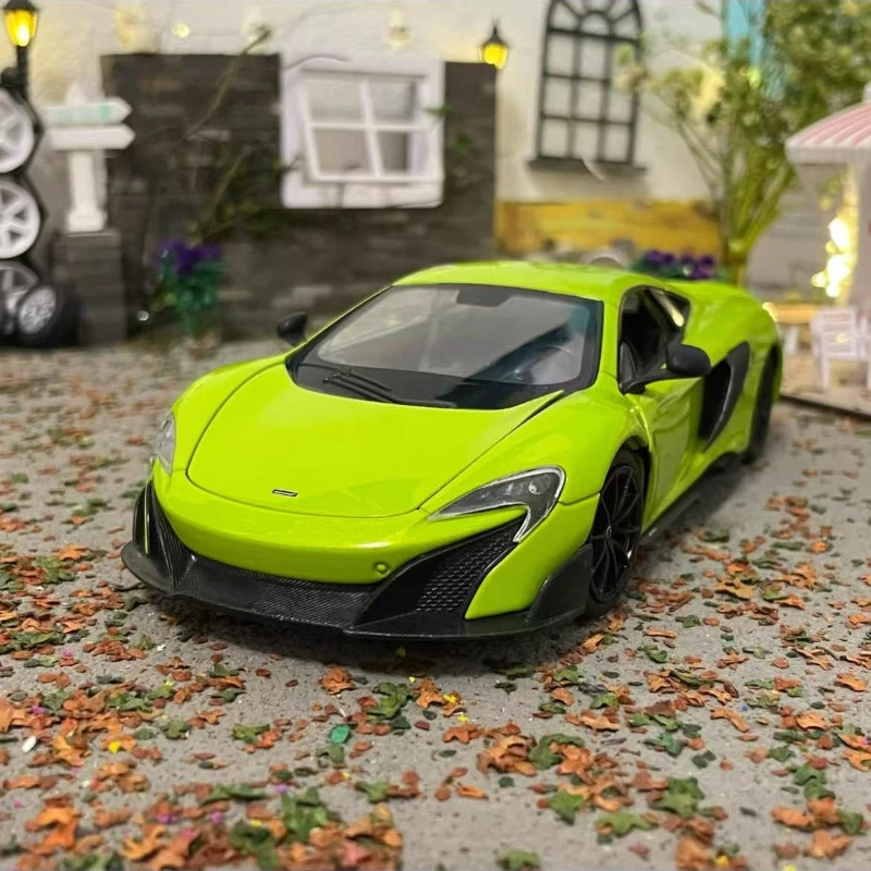 WELLY 1:36 MCLAREN 675LT Alloy Sports Car Model Diecasts Metal Toy Vehicle Car Model High Simulation Collection Childrens Gifts