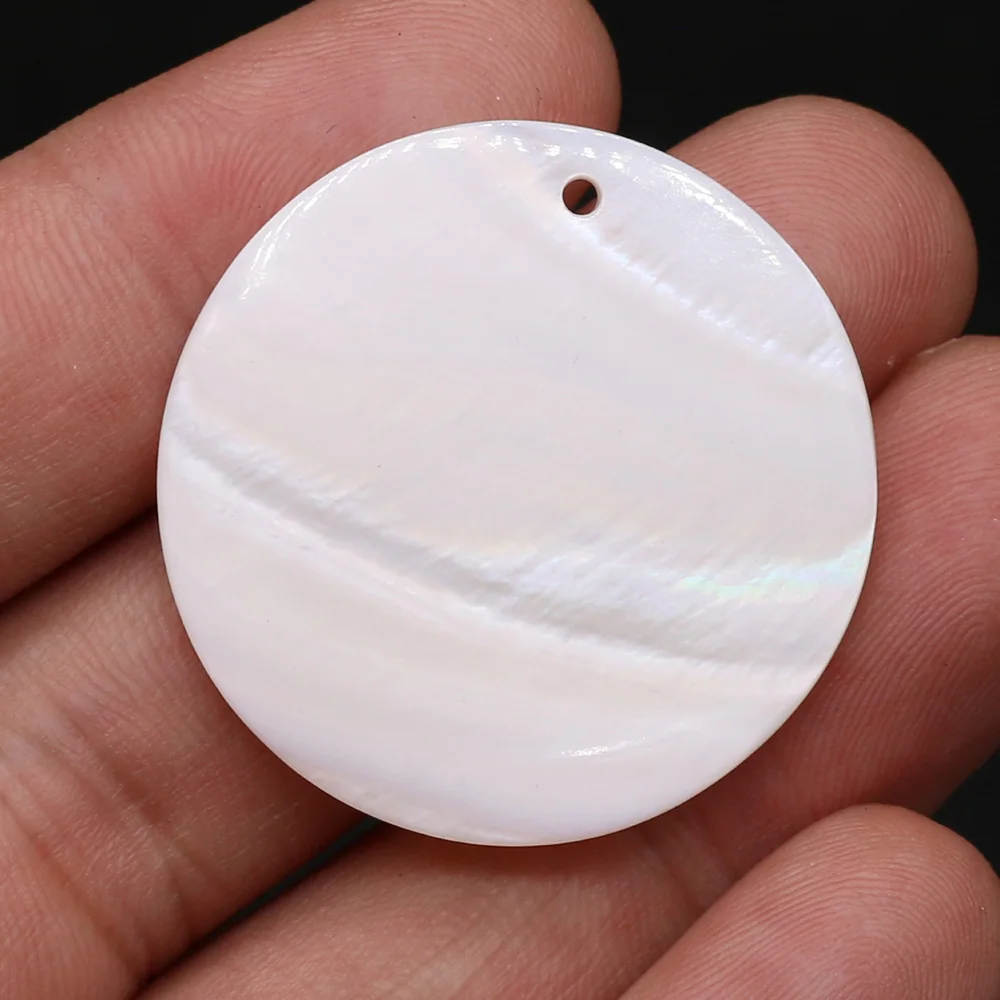 Natural Freshwater Mother of Pearl Shell Round Pendant Beads DIY Made Charming Women\'s Necklace Earrings 10pcs