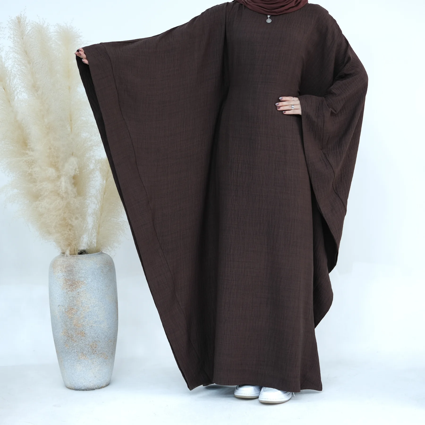 Simple Design Dubai Abaya Solid Color Kaftan Abaya Women\'s Dress with Inside Tie Belt Prayer Abaya Muslim Dress Batwing Robes