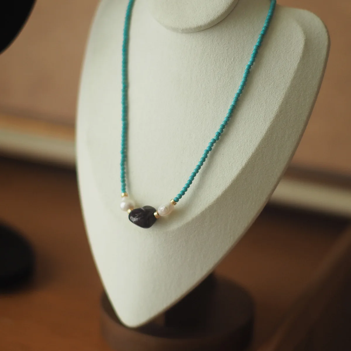 

Niche Natural Amethyst & Turquoise Beaded Necklace - Baroque Dopamine Choker