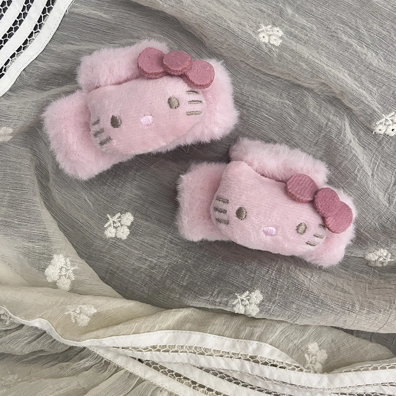 Pinces à cheveux en peluche Sanurgente Hello Kitty pour femmes et filles, griffes mignonnes, chaudes et douces, cadeaux d'anniversaire pour enfants