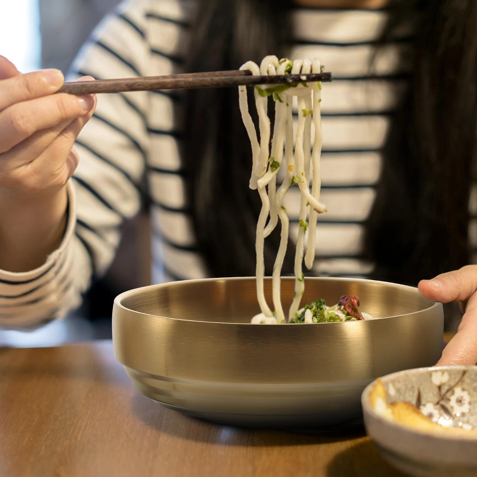 

Double Layer Cold Noodle Bowl 21cm Golden Stainless Steel Thick Salad Kitchen Serving Reusable Food Mixing Bowl