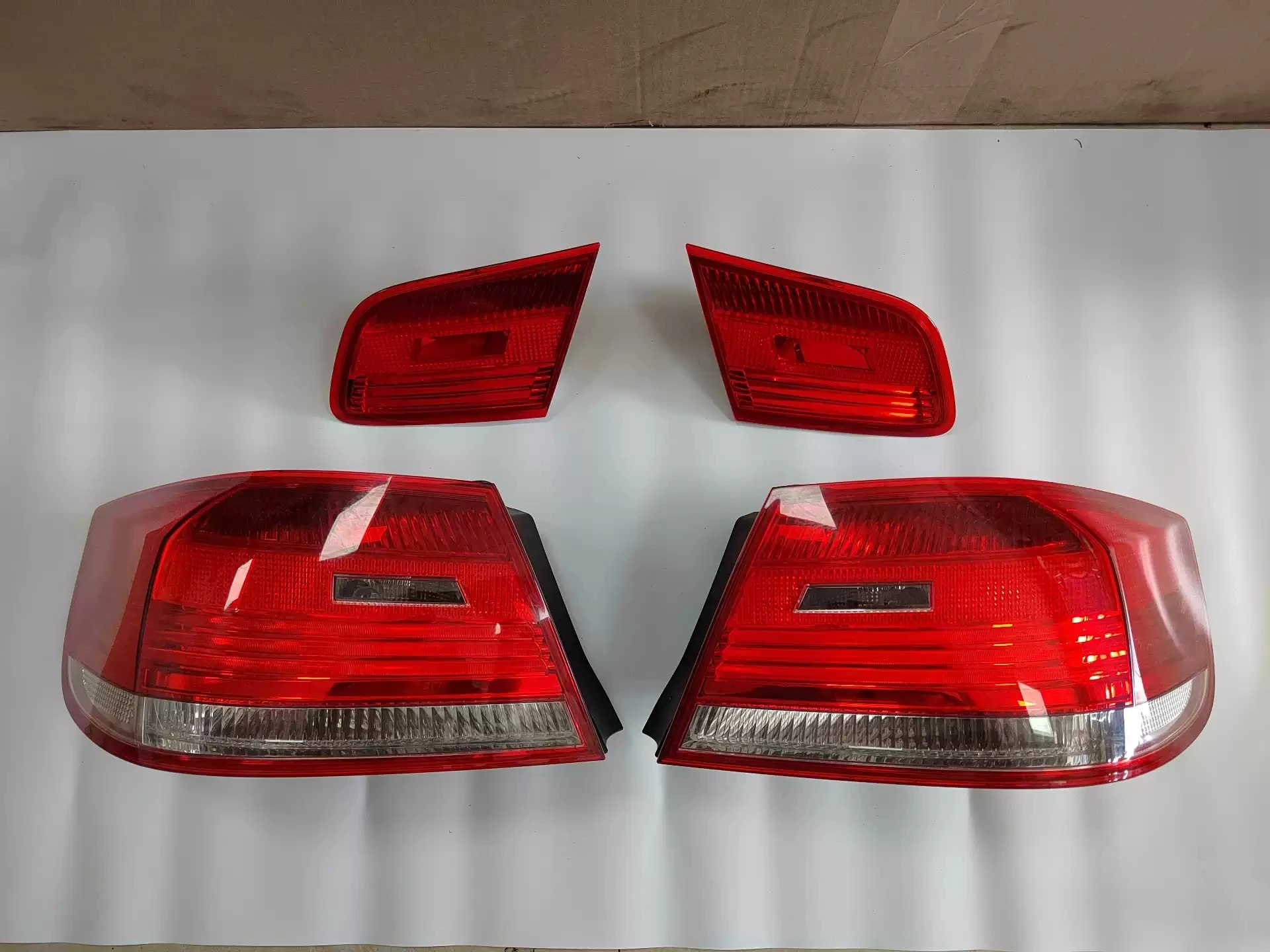 

Rear Lamp Taillight Assembly for BMW 3 Series E92 E93 with Turn Signal Car Accessories