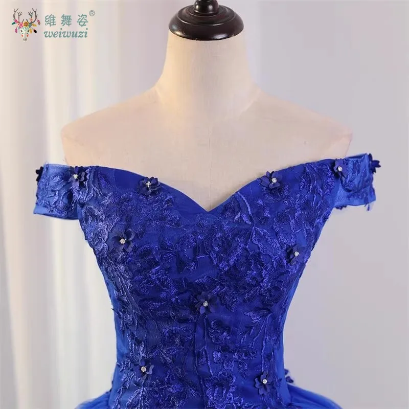 أنيقة الحبيب الفتيات كلمة واحدة طوق شبكة ملصقات مطرزة فساتين Quinceanera امتحان الفن أو فستان أداء المضيف