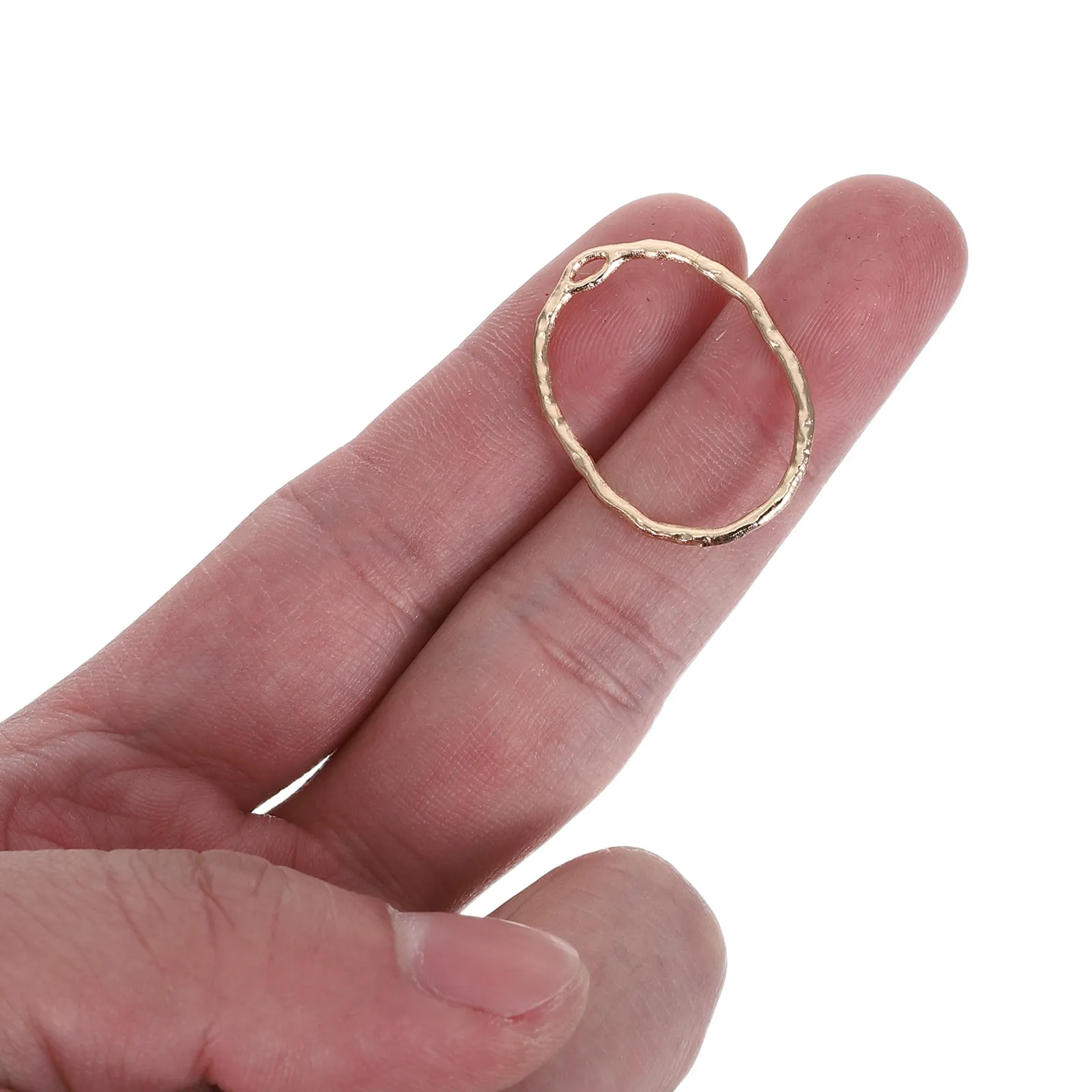 

50Pcs Alloy Hollow Oval Bezel Charms Open Back Geometric Frame Pendants for Uv Resin DIY Jewelry Making Necklaces Bracelets