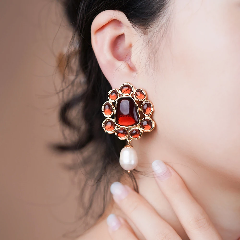 

Natural Pearl Women's Earrings Garnet Red Resin Flower Dangle Earrings Luxury Elegant Korean Casual Party Gift Jewelry 2023 New