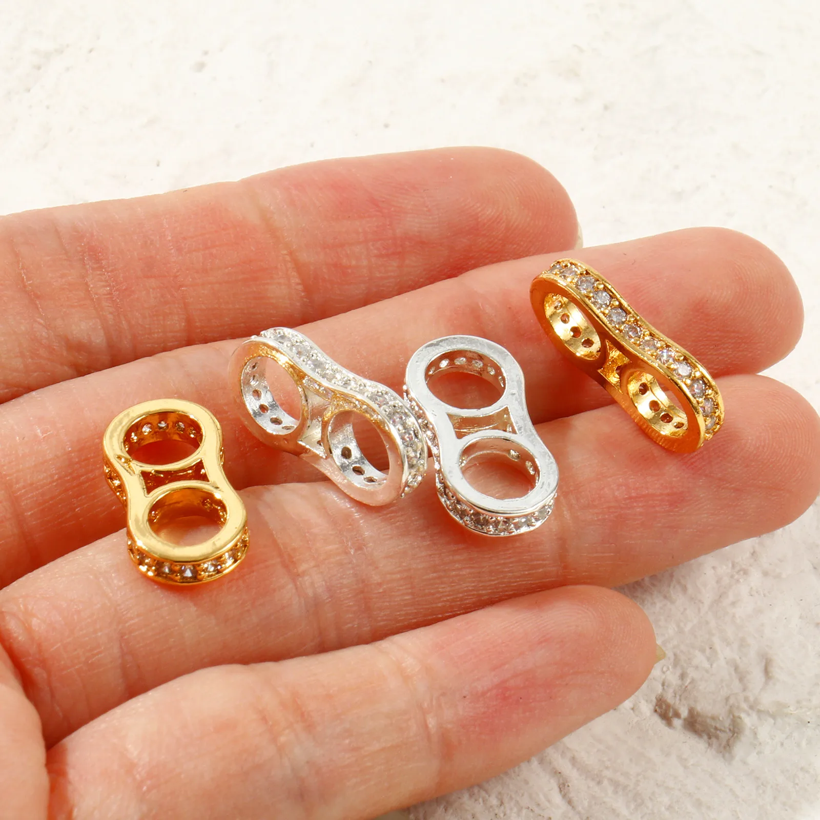 2 Stück Messing-Mikro-Pavé-Abstandshalterperlen für DIY-Armband-Schmuckherstellung, 2 Löcher, Unendlichkeitssymbol, klare Strass-Steine, 17 mm x 3 mm – Detail 6