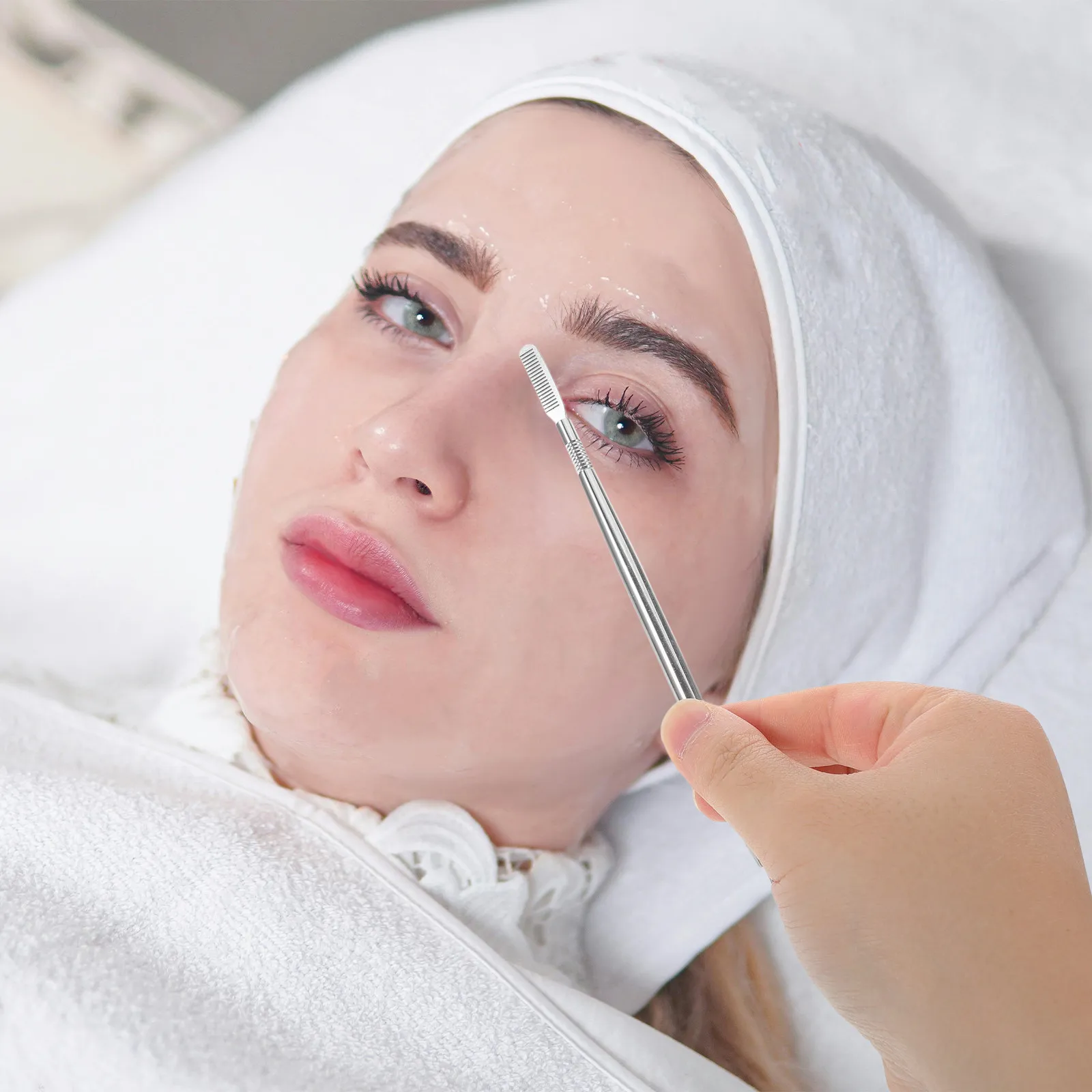 Premium Stainless Steel Lash Separator Tool for Eyelash Lifting Curling Coloring Ideal for Salons Home Use Lash Lift Comb Beauty