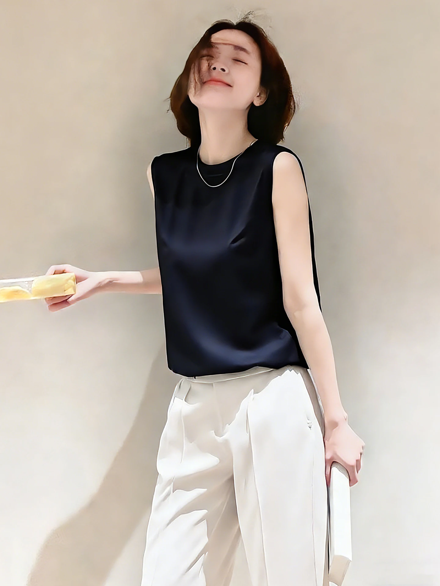 

Elegant Sleeveless Vest Top Fashionable round Neck Back Split Slimming Women's Summer Spring Outerwear Casual Comfortable