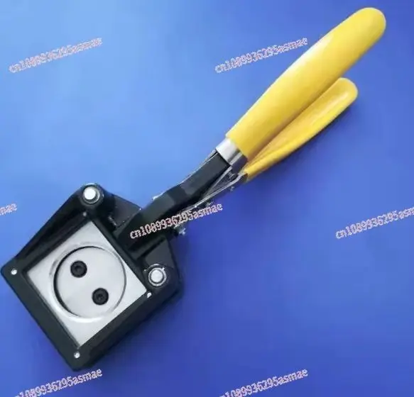 

Приспособление для измерения площадной плотности электродов, круглые и квадратные резаки для отбора проб из медной и алюминиевой фольги, а также графита