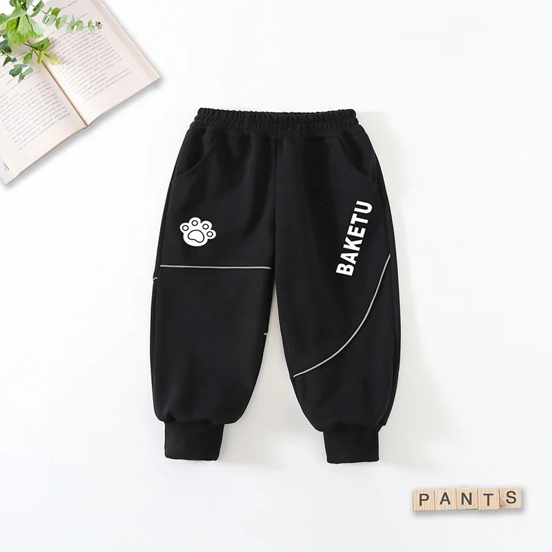 

новые весенне-осенние детские штаны доступны для новых мальчиков с модными и повседневными брюками на шнуровке.