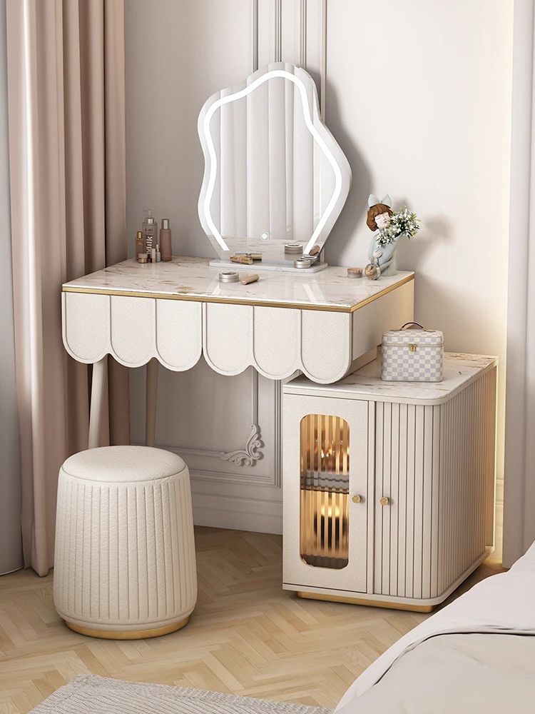 Dressing table: modern and simple master bedroom, net celebrity small apartment dressing table cabinet