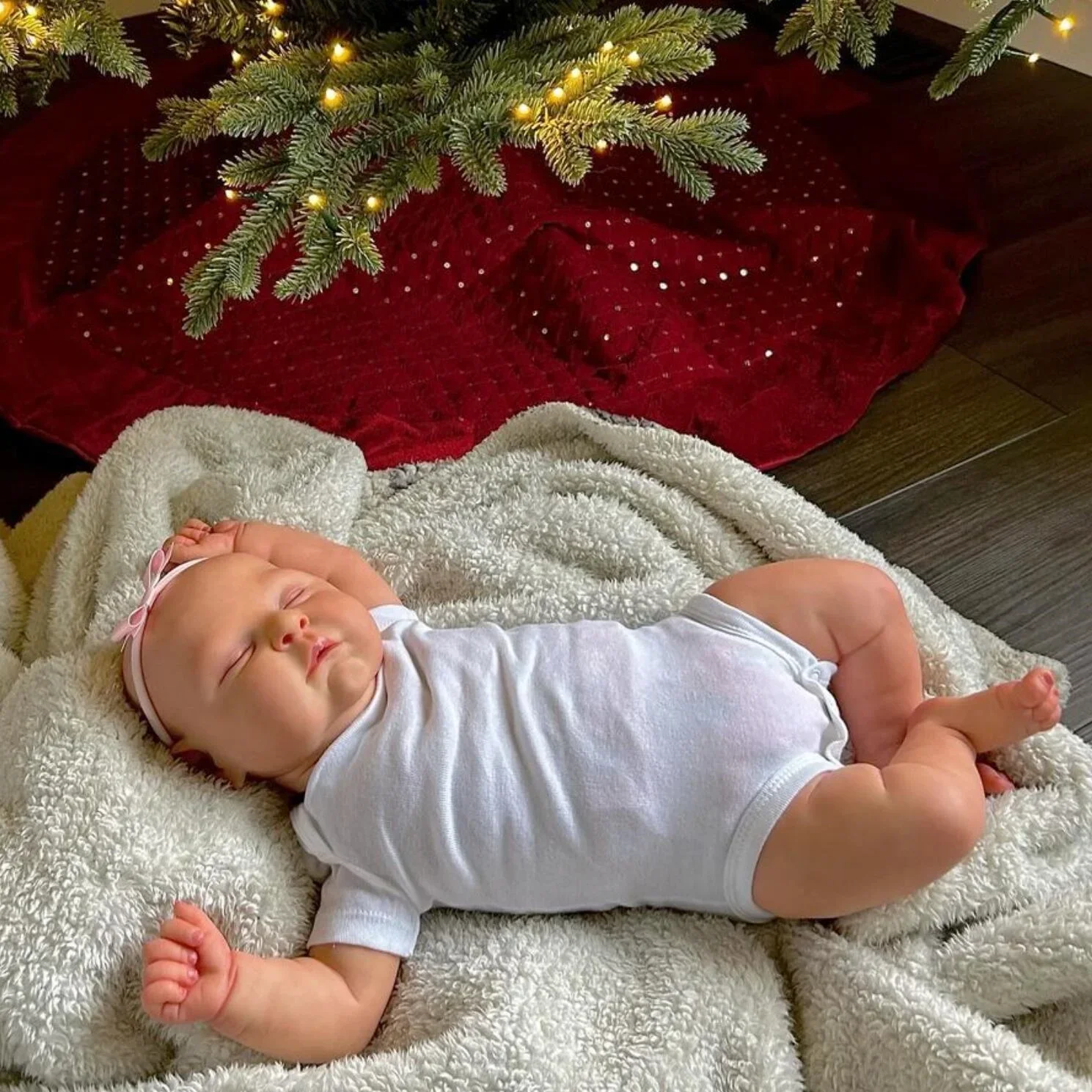 

Cokela 50cm / 20inch Lifelike Baby Doll Cute Vinyl Doll Real Soft Touch The Perfect Gift Reborn Doll Skin Texture 3D