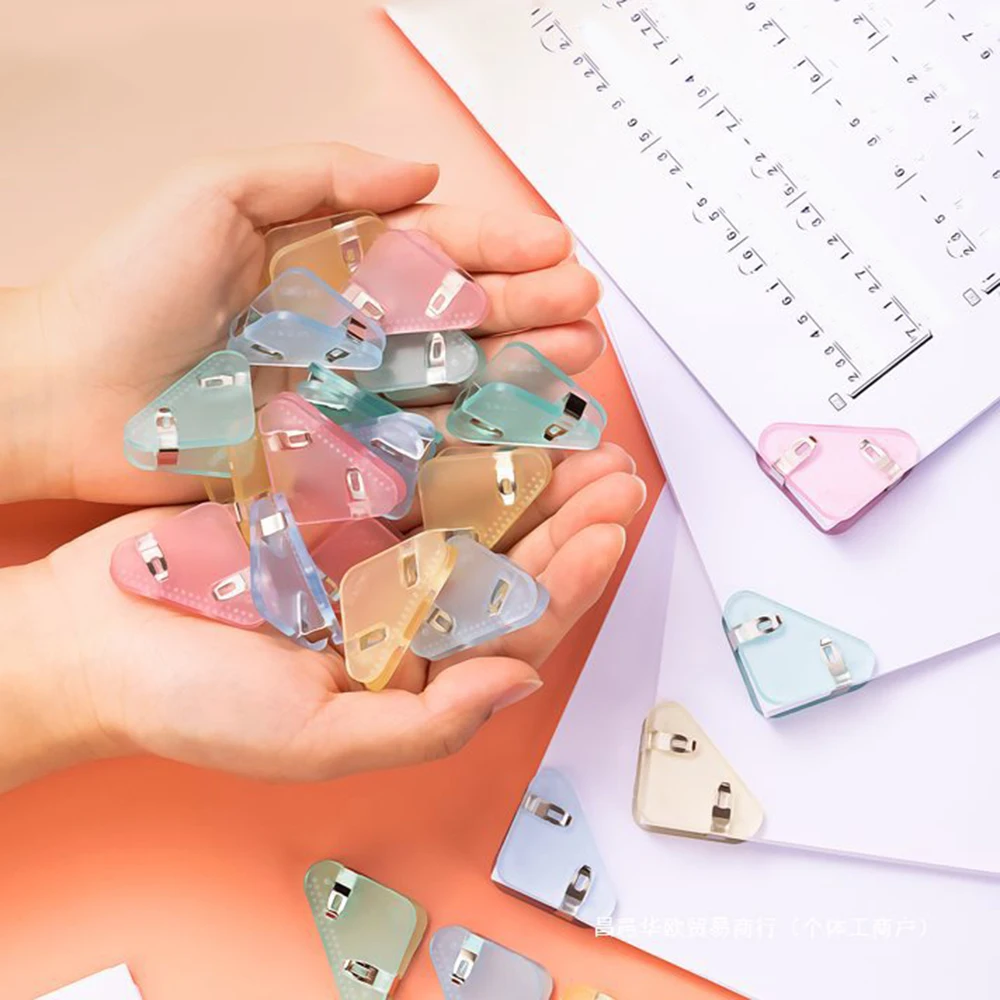 

Kit 10pcs Book Clips Mini Transparent Triangle Clip for School Students