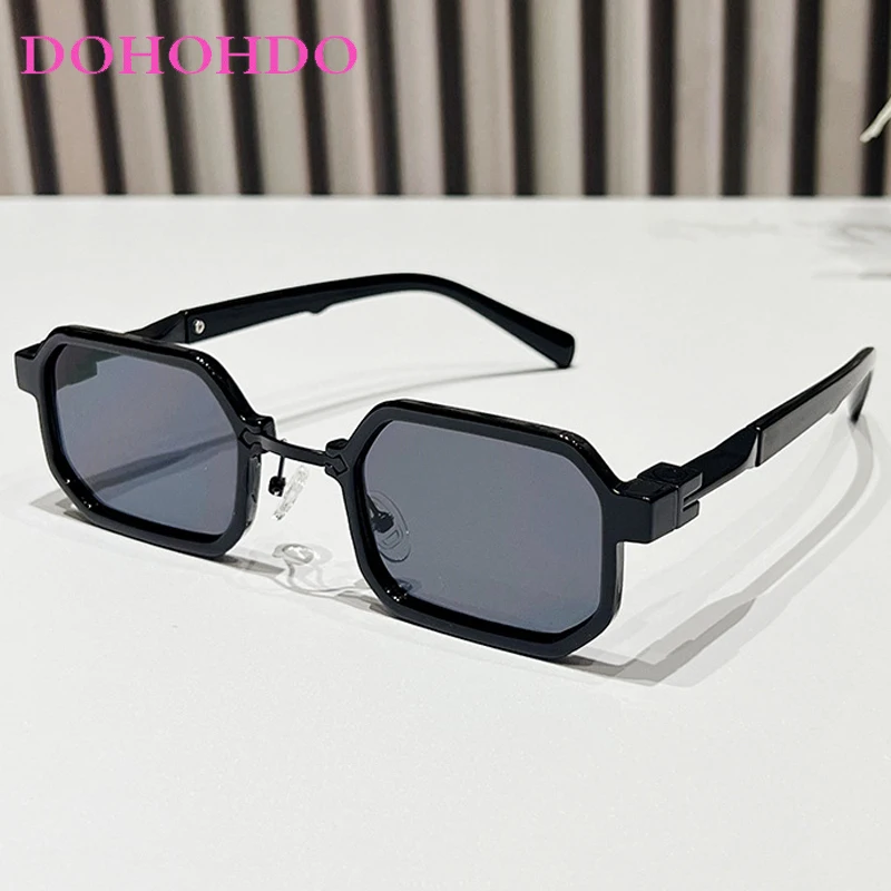 

Classic Trendy Square Frame Sunglasses Women Men Popular Brand Designer Eyeglasses Traveling Driving Shades UV400 Lentes De Sol