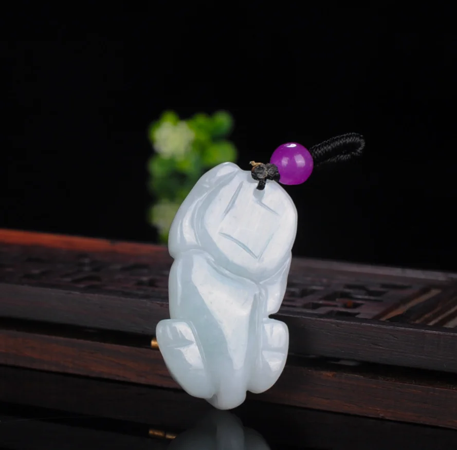 

Изысканные ювелирные изделия Натуральный нефрит A+ Жадеит Нефритовый кулон Pixiu Деньги Нефритовый кулон