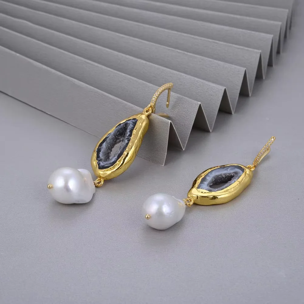 

Freshwater Cultured White Keshi Pearl Gold Plated Quartz Agate CZ Hook Earrings Vintage For Women