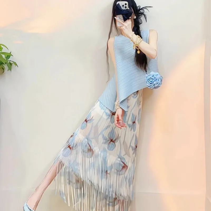 

Pleated Sleeveless Top and Fringe Floral Skirt Set Elegant 2 Piece Outfit for Women
