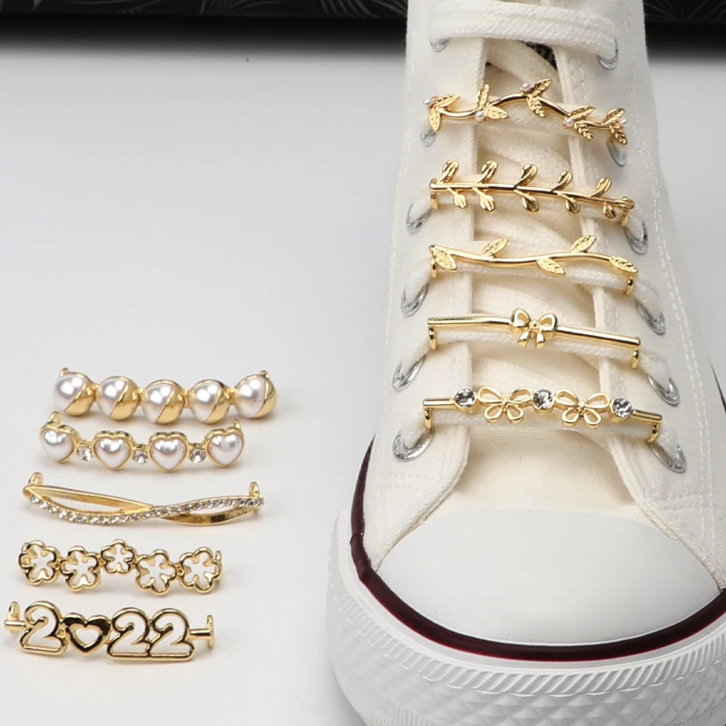 Shoelaces Decoration Clips Buckle Pearl Shoes Charm Accessories Shiny Rhinestones Women Girl Decorative Sneakers DIY 1Pc Fashion