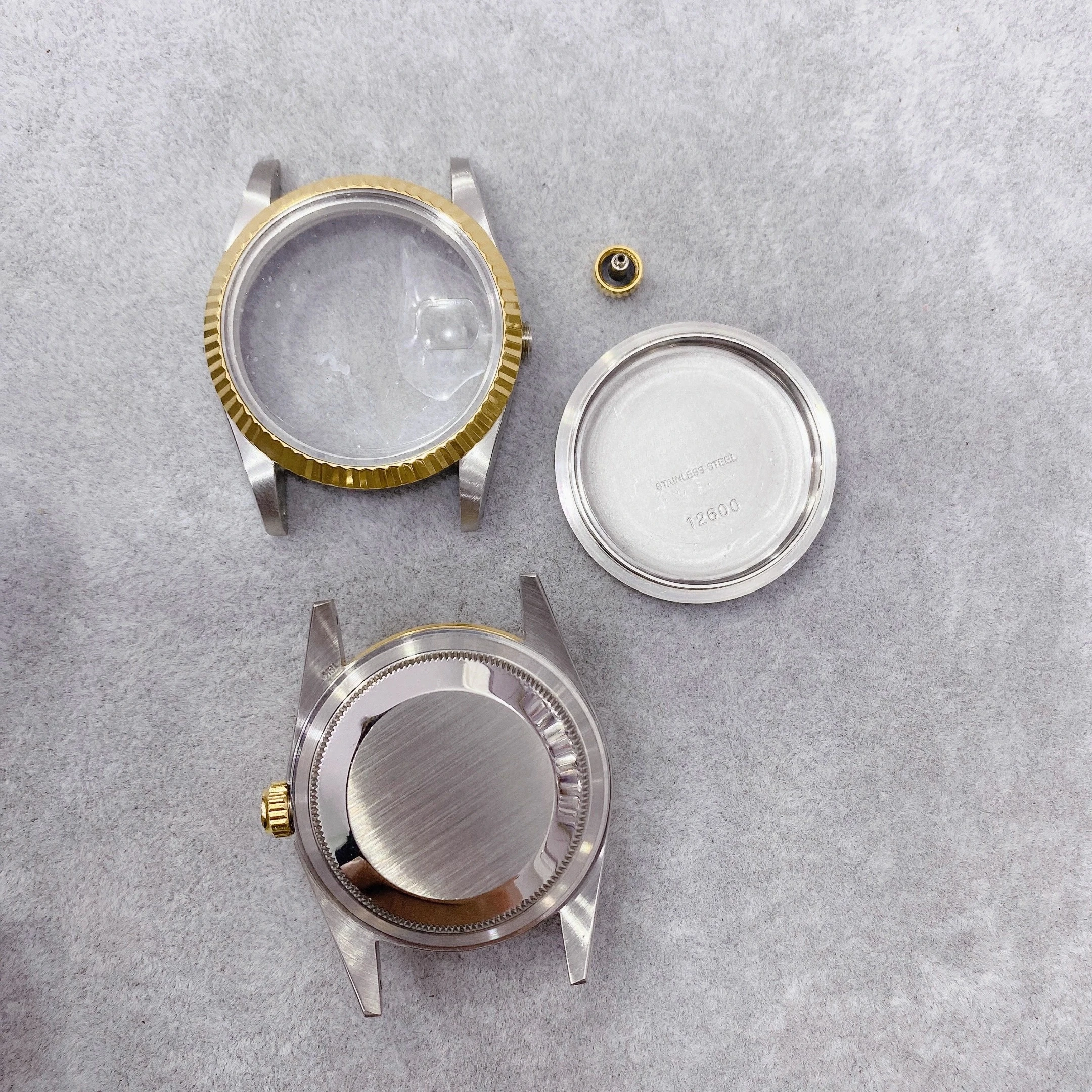 36 مللي متر 2824 ساعة حافظة الصلب الأسنان الحافة تاريخ صالح 2834 حركة الزجاج المعدني لا طوقا مقاوم للماء