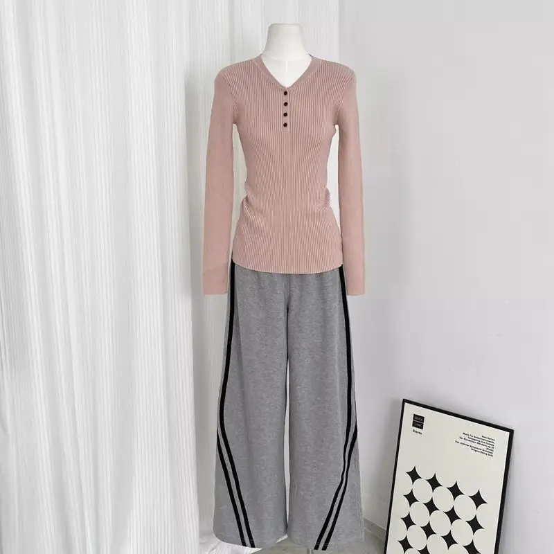 American V-neck Bottoming Sweater for Women Autumn Winter New German Velvet Inner with Solid Color Long-sleeved Top